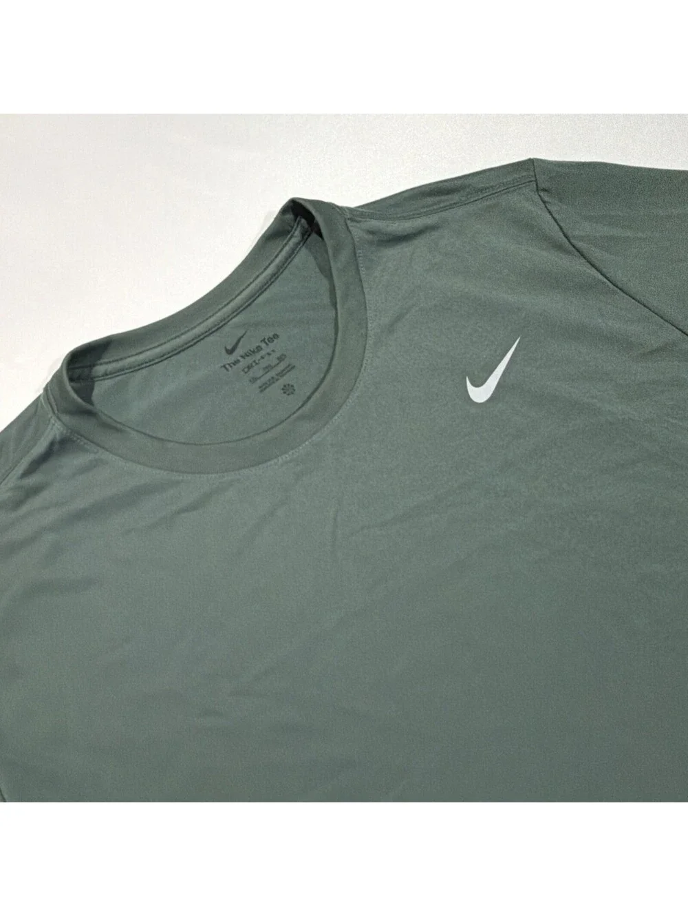 Nike Shirt Mens 2XL Green Dri Fit Performance Fitness Tee Gym Training Top